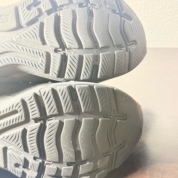 Brooks Women's Ghost 15 - Picture 7 of 9